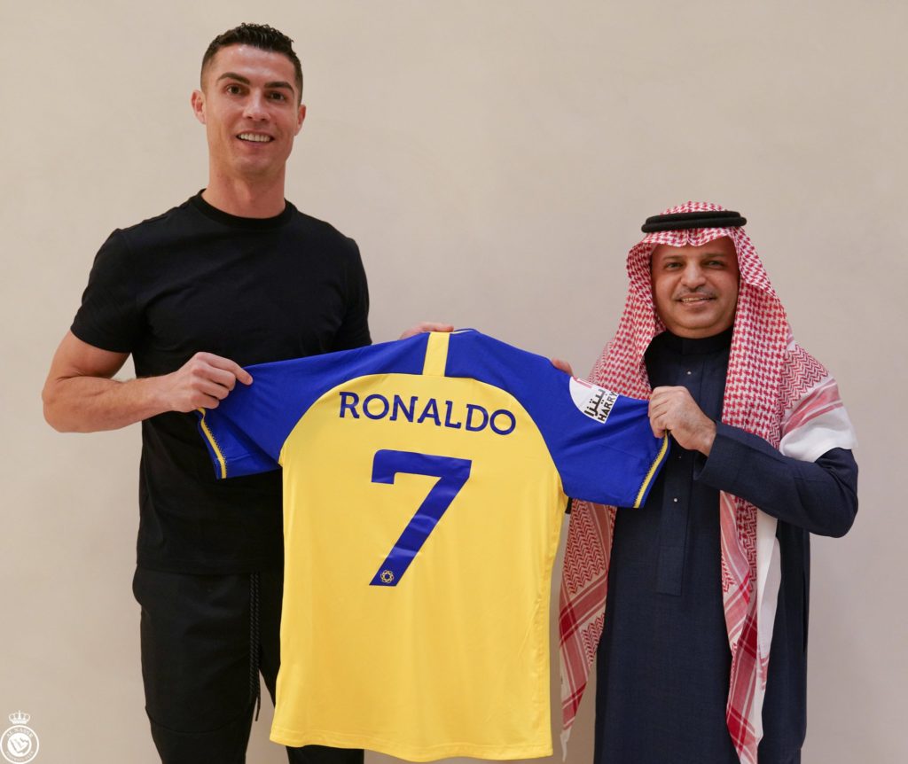 Cristiano Ronaldo joins Saudi Arabian club Al Nassr